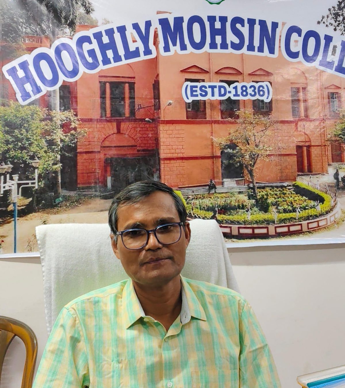 Dr. Purushottam Pramanik